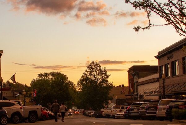 Photo of downtown Snohomish during sunset.
